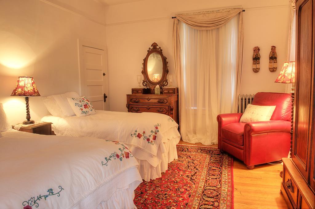 The Jackie O' House Bed And Breakfast Кълъмбъс Екстериор снимка